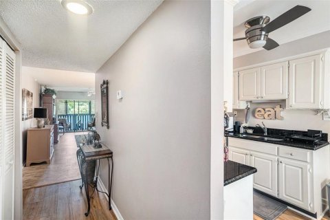 Copropriété à louer à Clearwater, Floride: 2 chambres, 99.41 m2 № 1793593 - photo 5