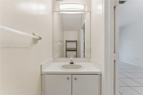 Touwnhouse à louer à Palmetto Bay, Floride: 2 chambres, 104.05 m2 № 2043407 - photo 22
