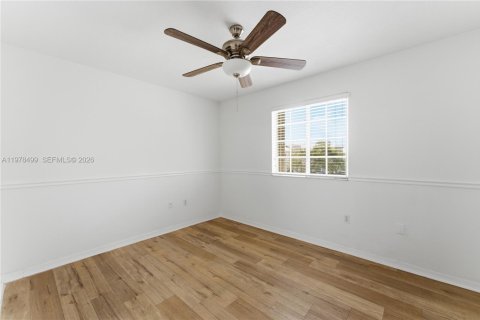 Touwnhouse à louer à Palmetto Bay, Floride: 2 chambres, 104.05 m2 № 2043407 - photo 5