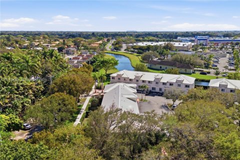 Touwnhouse à louer à Palmetto Bay, Floride: 2 chambres, 104.05 m2 № 2043407 - photo 24