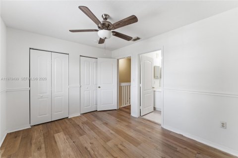 Touwnhouse à louer à Palmetto Bay, Floride: 2 chambres, 104.05 m2 № 2043407 - photo 12