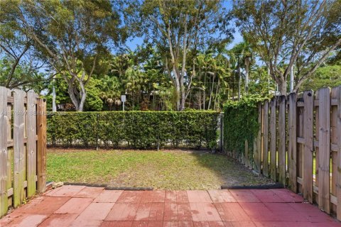 Touwnhouse à louer à Palmetto Bay, Floride: 2 chambres, 104.05 m2 № 2043407 - photo 19