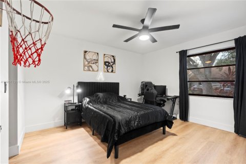 Casa en venta en Pembroke Pines, Florida, 3 dormitorios, 124.58 m2 № 1966106 - foto 18