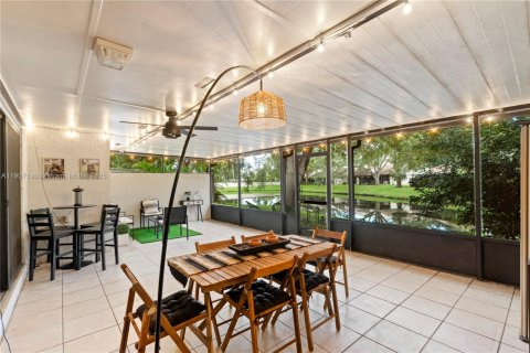 Casa en venta en Pembroke Pines, Florida, 3 dormitorios, 124.58 m2 № 1966106 - foto 28