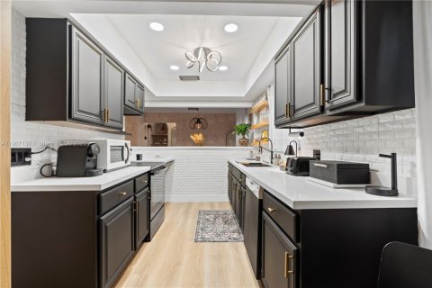 Casa en venta en Pembroke Pines, Florida, 3 dormitorios, 124.58 m2 № 1966106 - foto 3