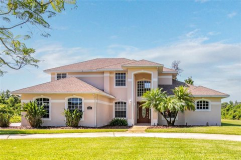 House in Tavares, Florida 4 bedrooms, 237.37 sq.m. № 1856497 - photo 2