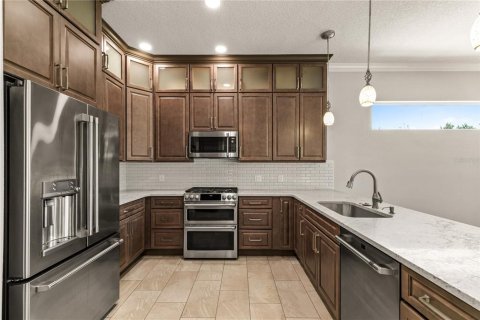 House in Tavares, Florida 4 bedrooms, 237.37 sq.m. № 1856497 - photo 26