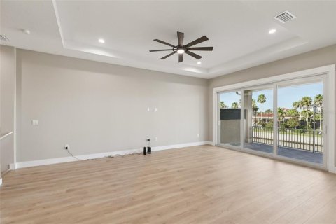 Casa en venta en Palm Coast, Florida, 3 dormitorios, 251.67 m2 № 1845059 - foto 9