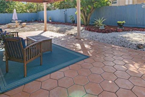 Casa en venta en North Miami, Florida, 3 dormitorios, 168.06 m2 № 1955478 - foto 15