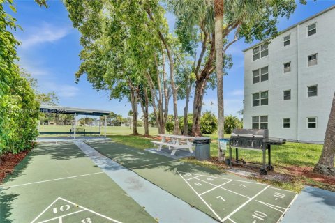 Copropriété à vendre à Margate, Floride: 2 chambres, 92.9 m2 № 1825559 - photo 20
