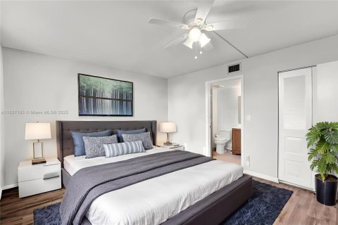 Copropriété à vendre à Margate, Floride: 2 chambres, 92.9 m2 № 1825559 - photo 9