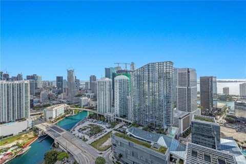 Copropriété à vendre à Miami, Floride: 4 chambres, 277.87 m2 № 2153391 - photo 13