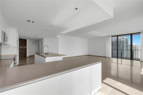 Copropriété à vendre à Miami, Floride: 4 chambres, 277.87 m2 № 2153391 - photo 4