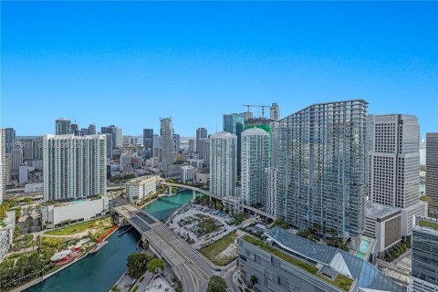 Copropriété à vendre à Miami, Floride: 4 chambres, 277.87 m2 № 2153391 - photo 14