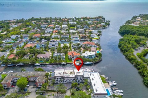 Copropriété à vendre à Coral Gables, Floride: 2 chambres, 123.56 m2 № 2082720 - photo 23