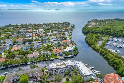 Copropriété à vendre à Coral Gables, Floride: 2 chambres, 123.56 m2 № 2082720 - photo 21