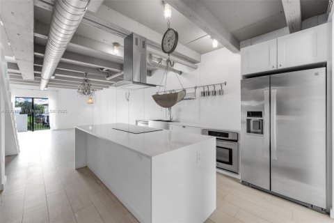 Copropriété à vendre à Coral Gables, Floride: 2 chambres, 123.56 m2 № 2082720 - photo 4