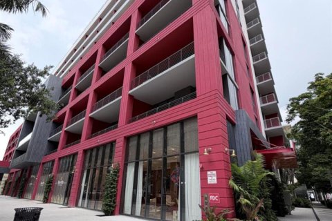 Condo à Miami, Floride, 3 pièces  № 2184811