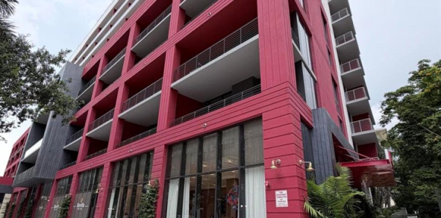 Condo in Miami, Florida, 3 rooms  № 2184811