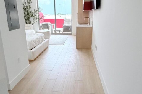 Condo in Miami, Florida, 3 rooms  № 2184811 - photo 3