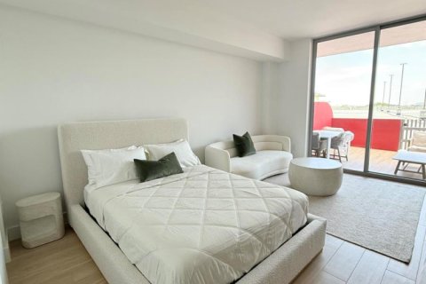 Condo in Miami, Florida, 3 rooms  № 2184811 - photo 5