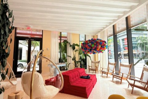 Condo in Miami, Florida, 3 rooms  № 2184811 - photo 17