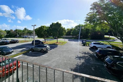 Condo in Palmetto Bay, Florida, 1 bedroom  № 2059285