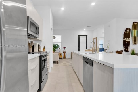 Copropriété à vendre à Doral, Floride: 2 chambres, 105.44 m2 № 2272444 - photo 23