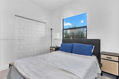 Copropriété à vendre à Doral, Floride: 2 chambres, 105.44 m2 № 2272444 - photo 11