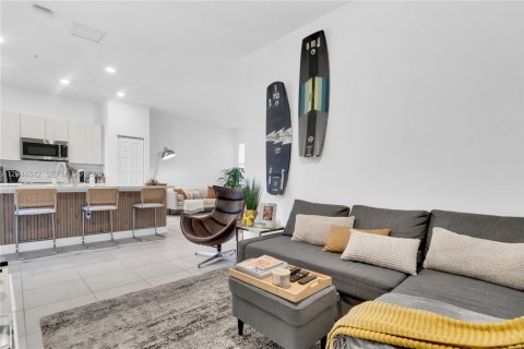 Copropriété à vendre à Doral, Floride: 2 chambres, 105.44 m2 № 2272444 - photo 19