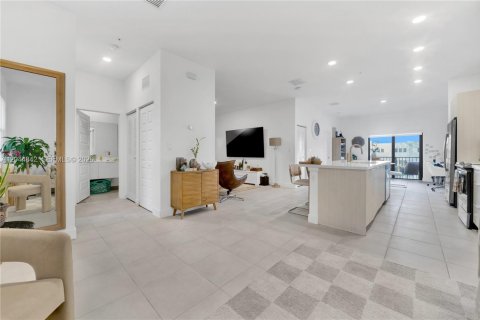 Copropriété à vendre à Doral, Floride: 2 chambres, 105.44 m2 № 2272444 - photo 25