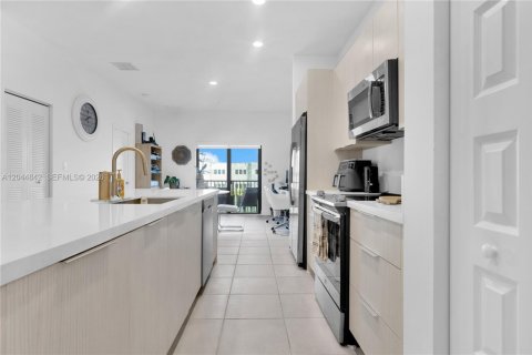 Copropriété à vendre à Doral, Floride: 2 chambres, 105.44 m2 № 2272444 - photo 24