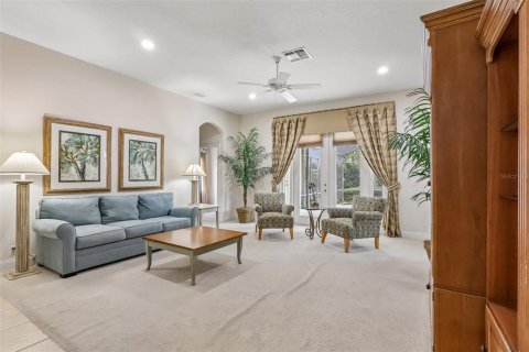 House in Windermere, Florida 4 bedrooms, 218.97 sq.m. № 2206609 - photo 12