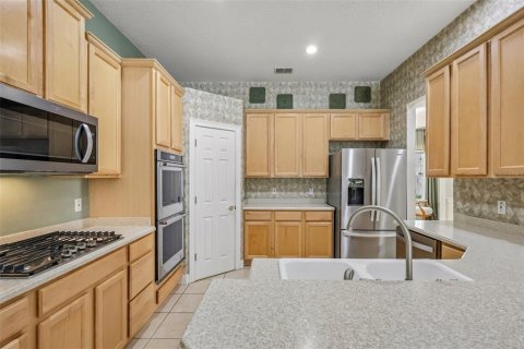 House in Windermere, Florida 4 bedrooms, 218.97 sq.m. № 2206609 - photo 23