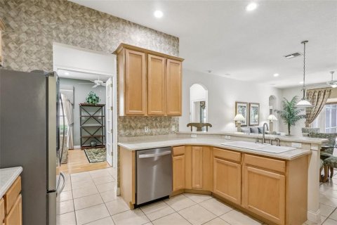 House in Windermere, Florida 4 bedrooms, 218.97 sq.m. № 2206609 - photo 22