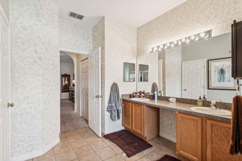 House in Hudson, Florida 3 bedrooms, 190.17 sq.m. № 2101187 - photo 27