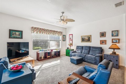 House in Hudson, Florida 3 bedrooms, 190.17 sq.m. № 2101187 - photo 16