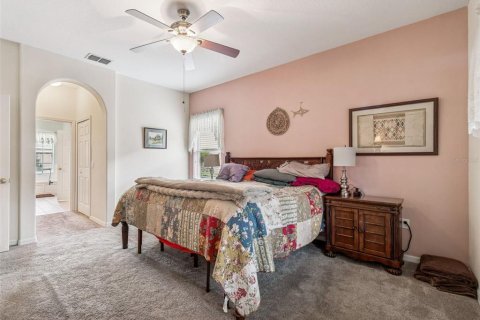 House in Hudson, Florida 3 bedrooms, 190.17 sq.m. № 2101187 - photo 24