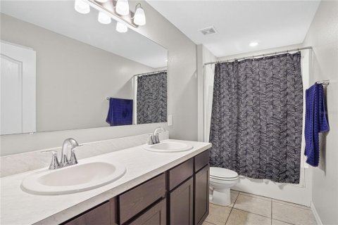 Townhouse in Kissimmee, Florida 3 bedrooms, 163.69 sq.m. № 1829964 - photo 24