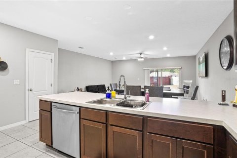Townhouse in Kissimmee, Florida 3 bedrooms, 163.69 sq.m. № 1829964 - photo 9