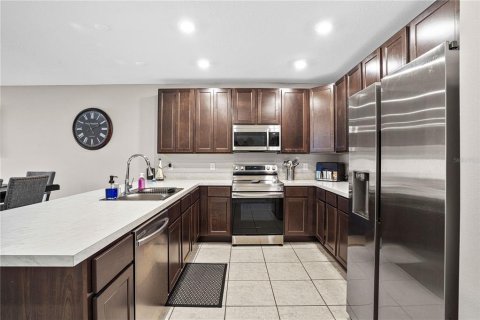 Townhouse in Kissimmee, Florida 3 bedrooms, 163.69 sq.m. № 1829964 - photo 7
