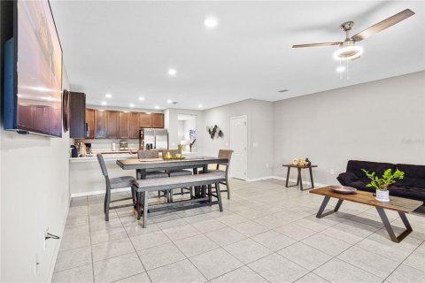 Townhouse in Kissimmee, Florida 3 bedrooms, 163.69 sq.m. № 1829964 - photo 14