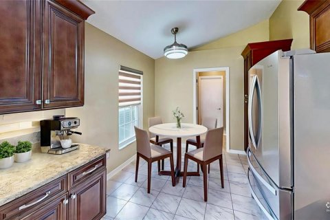 Casa en venta en Clermont, Florida, 4 dormitorios, 174.1 m2 № 1913657 - foto 5