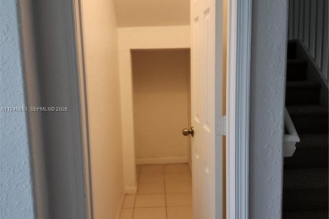 Adosado en alquiler en Homestead, Florida, 3 dormitorios, 120.96 m2 № 2004107 - foto 10