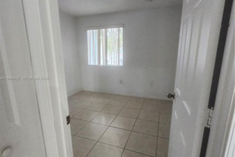 Adosado en alquiler en Homestead, Florida, 3 dormitorios, 120.96 m2 № 2004107 - foto 11