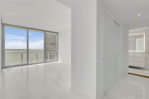 Снять в аренду кондоминиум в Майами, Флорида 3 спальни, 285.95м2, № 1752182 - фото 16