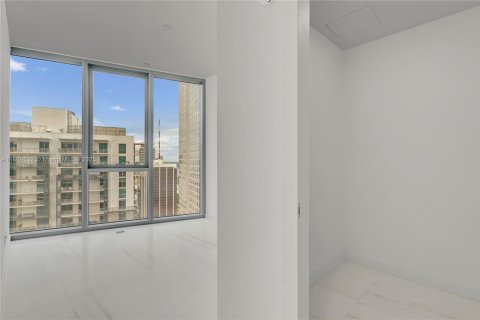 Снять в аренду кондоминиум в Майами, Флорида 3 спальни, 285.95м2, № 1752182 - фото 29