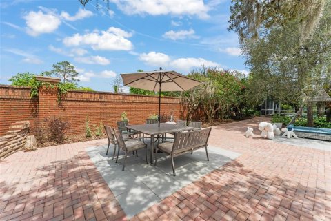 House in Orlando, Florida 5 bedrooms, 352.84 sq.m. № 1846413 - photo 24