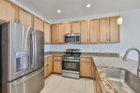 House in Wimauma, Florida 2 bedrooms, 152.73 sq.m. № 2101283 - photo 5