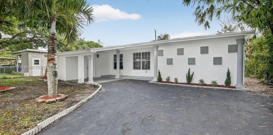 Casa en Hollywood, Florida 4 dormitorios, 138.24 m2 № 1925567